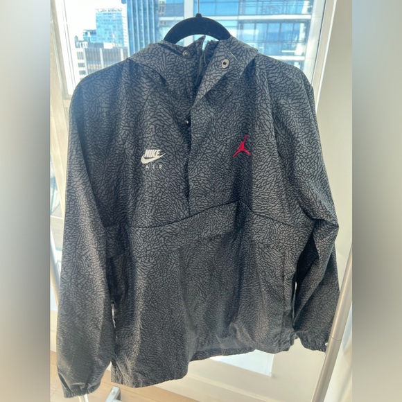 Jordan Other - Air Jordan black and grey windbreaker